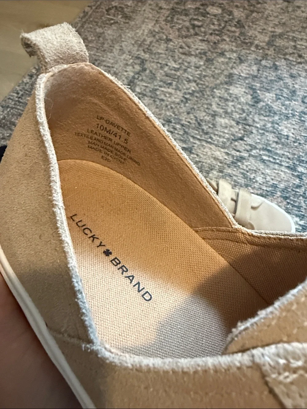 Lucky Brand Womens Beige Velcro Strap Sneakers